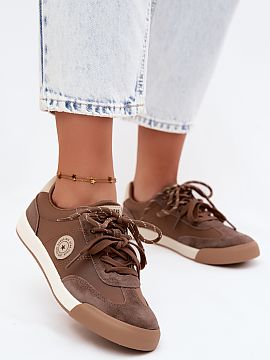 Sport Shoes Step in style  Women\'s sneakers from the Big Star brand are a stylish and comfortable option for everyday wear. Made from a combination of textile materia
