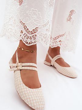 Sandals Step in style  Women\'s sandals made of textile material are a stylish proposition for warm days. The carefully crafted model stands out with subtle design