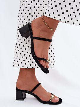 Heeled sandals Step in style