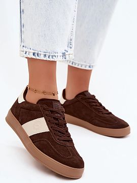 Sport Shoes Step in style  Women\'s sneakers from the Big Star brand are a classic and stylish option for everyday wear. Made of faux suede, they look fashionable and 