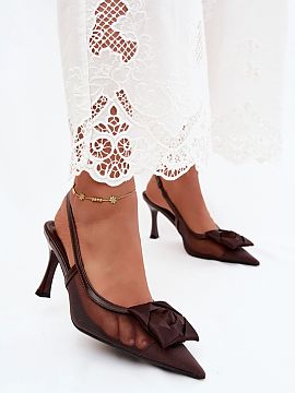 Heel sandals Step in style
