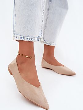 Ballet flats Step in style  Women\'s suede imitation ballerinas are an elegant and stylish proposition for women who appreciate classic designs in a modern edition. The
