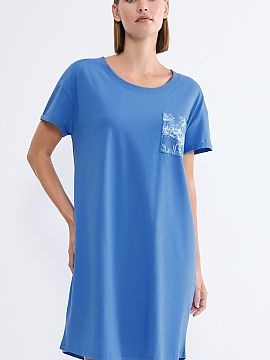 Nightshirt Triumph  Women\'s short-sleeved nightdress NIGHTDRESSES 10225066-005J is the perfect combination of comfort, casual style, and modern design. Created