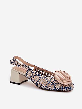 Heel sandals Step in style