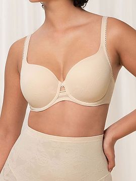 Padded bra Triumph  The Wild Rose Sensation shaping bra 10205990-00NZ is a combination of modern technology, comfort, and feminine elegance. Thanks to the light