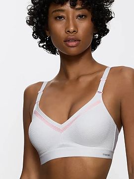 Sports bra Triumph  Sports bra providing maximum support and exceptional comfort during any activity. Designed for women who expect reliable support, freedom of