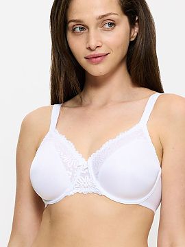 Soft Triumph  The minimizer bra Ladyform Soft W X 10166306 is a unique model designed with comfort and perfect fit in mind. Thanks to its special construc