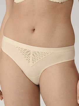 Brazilian style panties Triumph  Brazilian briefs Aura Spotlight Brazilian 10208024-6720 is an elegant proposition for women who appreciate the combination of subtle sensual