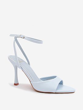 Heel sandals Step in style