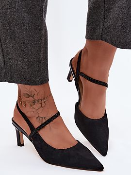 Heel sandals Step in style  Women\'s sandals made of natural suede are an elegant proposal for special occasions. The classic design combined with pointed, covered toes