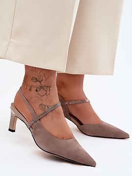 Heel sandals Step in style  Women\'s sandals made of natural suede are an elegant proposition for special occasions. The classic cut combined with pointed, covered toes