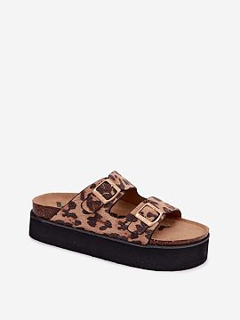 Platform sandals Step in style