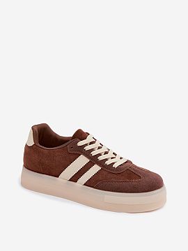Sport Shoes Step in style