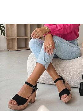 Heel sandals Solea  Elegant and striking sandals on a chunky heel are a proposal for women who like a combination of fashionable design, comfort, and feminine c