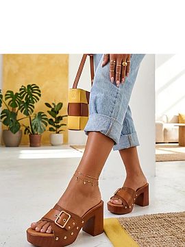 Heeled sandals Solea  Elegant high-heeled sandals are a stylish proposal for women who value a fashionable look and comfort in one. The upper made of high-quality