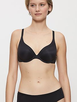 Padded bra Triumph  The padded Body Make-up Soft Touch WHP 10205991 bra from the Triumph Everyday Body Make-Up Soft Touch collection is a unique basic model tha