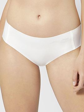 Panties Sloggi  Zero Feel Hipster EX 10186739 panties from the Sloggi brand provide exceptional comfort and the effect of invisible underwear. The hipster m