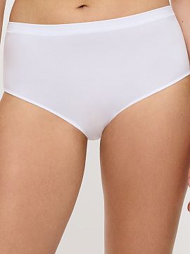 Panties Triumph  The Figi Sense of Modal Midi 10224787-0003 is a combination of daily comfort and modern, minimalist design. The model with a higher waist ge