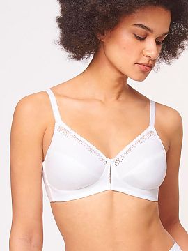 Soft Triumph  Classic soft bra Cotton Beauty N 10094814 is a combination of comfort, natural fit, and subtle elegance. Designed with everyday comfort in m