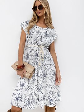 Daydress Italy Moda  Light and comfortable summer dress with a flared cut is a perfect choice for warm days. Made of a pleasant to the touch blend of viscose and