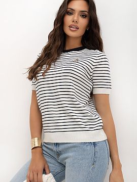 Short sleeve sweater Italy Moda  Stylish women\'s sweater of standard length is a perfect choice for women who value comfort and timeless look. The classic striped pattern c