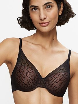 Padded bra Triumph  The Signature Sheer 10215948 underwired bra is a combination of modern elegance, perfect fit, and everyday comfort. Thanks to its smooth fin