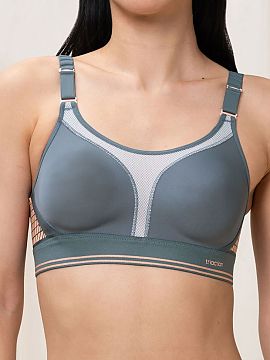 Sports bra Triumph  The Triaction Extreme Lite N EX 10163839 sports bra has been designed with maximum comfort and support in mind during physical activity. Mad