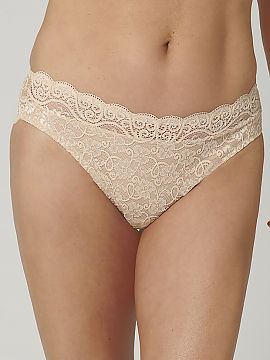 Panties Triumph  Classic Amourette 300 Magic Wire Tai02 10158148 panties are a combination of timeless elegance, feminine style, and exceptional comfort. The