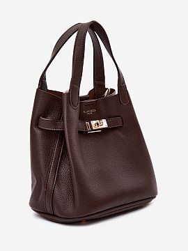 Everyday handbag Step in style
