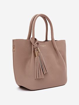 Everyday handbag Step in style