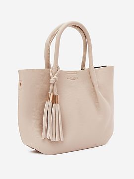 Everyday handbag Step in style