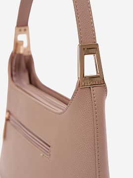Everyday handbag Step in style