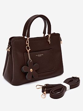 Everyday handbag Step in style  Women\'s handbag made of imitation leather is an elegant and functional accessory that will work perfectly for everyday use. The universal d