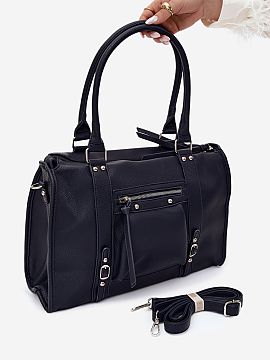 Everyday handbag Step in style  A large bag made of imitation leather is a practical and stylish accessory that will work perfectly for everyday use. Its spacious design of