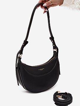 Everyday handbag Step in style  A women\'s handbag made of imitation leather is an elegant and functional accessory that will work great for both everyday use and more spec