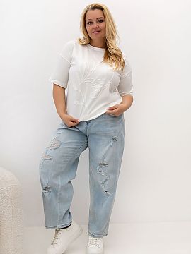 Plus size T-shirt Relevance