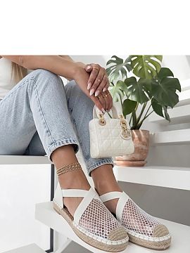 Espadrille Solea  Stylish buckle-fastened espadrilles are the perfect proposal for the summer season for women who value comfort combined with a fashionable l