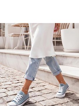 Sneakers Solea  Sports lace-up sneakers are a timeless model that will work perfectly in everyday stylizations. Their classic design combined with a comfort
