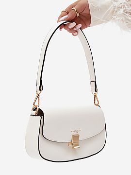 Everyday handbag Step in style