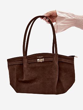 Everyday handbag Step in style  Stylish shopper bag made of suede imitation. The model is fastened with a zipper, which ensures the safety of stored items. The bag has been