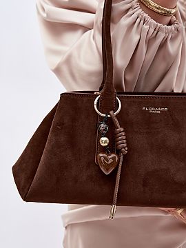 Everyday handbag Step in style