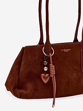 Everyday handbag Step in style