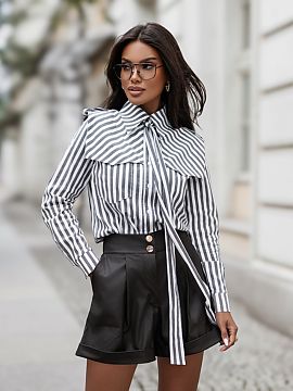 Long sleeve shirt LaBalancia  Shirt MILO is a perfect choice for people who value elegance and comfort. This classic proposal will be perfect for both everyday stylizatio