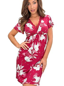 Nightshirt Donna  Nightshirt Brigitte is an elegant proposition for women who appreciate the combination of comfort with timeless style. A charming floral pat