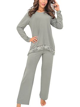 Pyjama Donna  Women\'s viscose pajamas with lace Ramona Long is an elegant and comfortable set created with peaceful sleep and home relaxation in mind. Ma