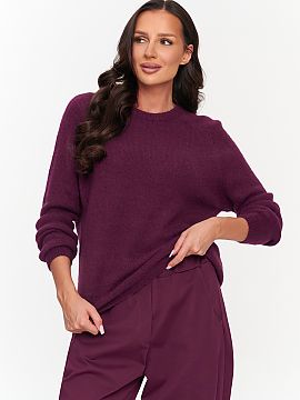 Jumper Makadamia  Stylish women\'s sweater with a round neckline is the perfect choice for women who appreciate the combination of simplicity, comfort, and el