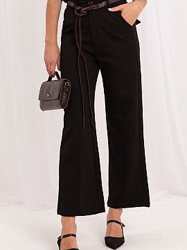 Women trousers Italy Moda  Women\'s wide leg pants are an elegant and versatile model that will work perfectly in both everyday and more elegant stylizations. The smoo