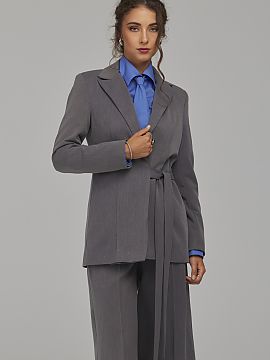 Jacket Nife  The women\'s jacket with a regular cut is an elegant and timeless proposal that will work perfectly in both work styling and more formal occ