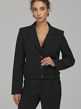 Jacket Nife  Women\'s blazer with a regular cut is an elegant and versatile piece of wardrobe, which will work perfectly in both work stylizations and du