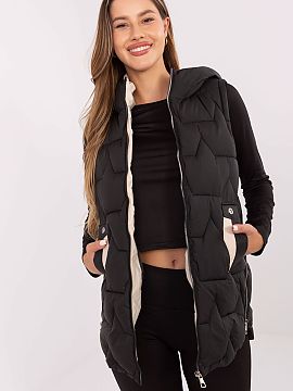 Gilet Factory Price  Quilted women\'s vest is a practical proposal in a casual style, perfect for the autumn-winter season and spring days. The model is made of 